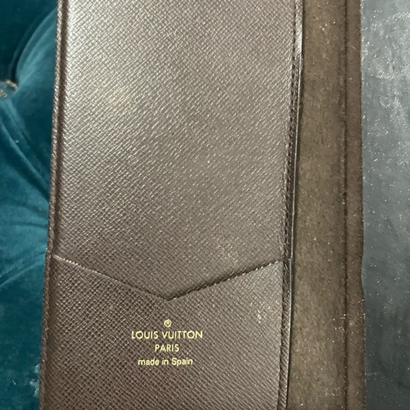 iPhone case - Picture 3 of 4